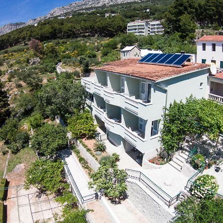 Guesthouse Dominovic Brela Bagian luar foto
